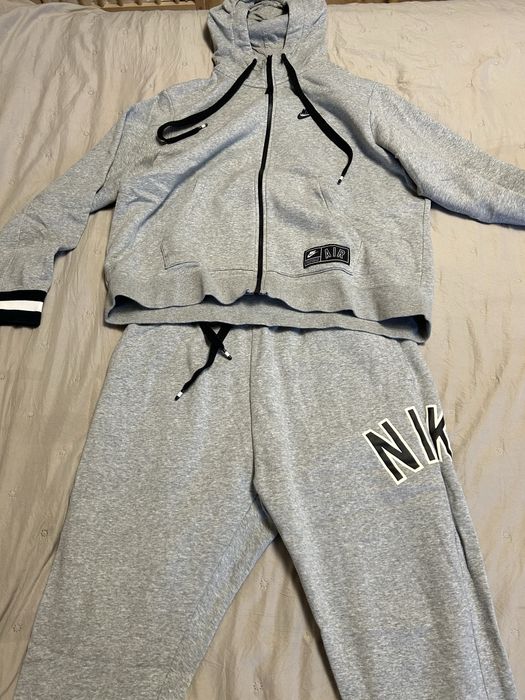 Оригинален анцуг Nike air