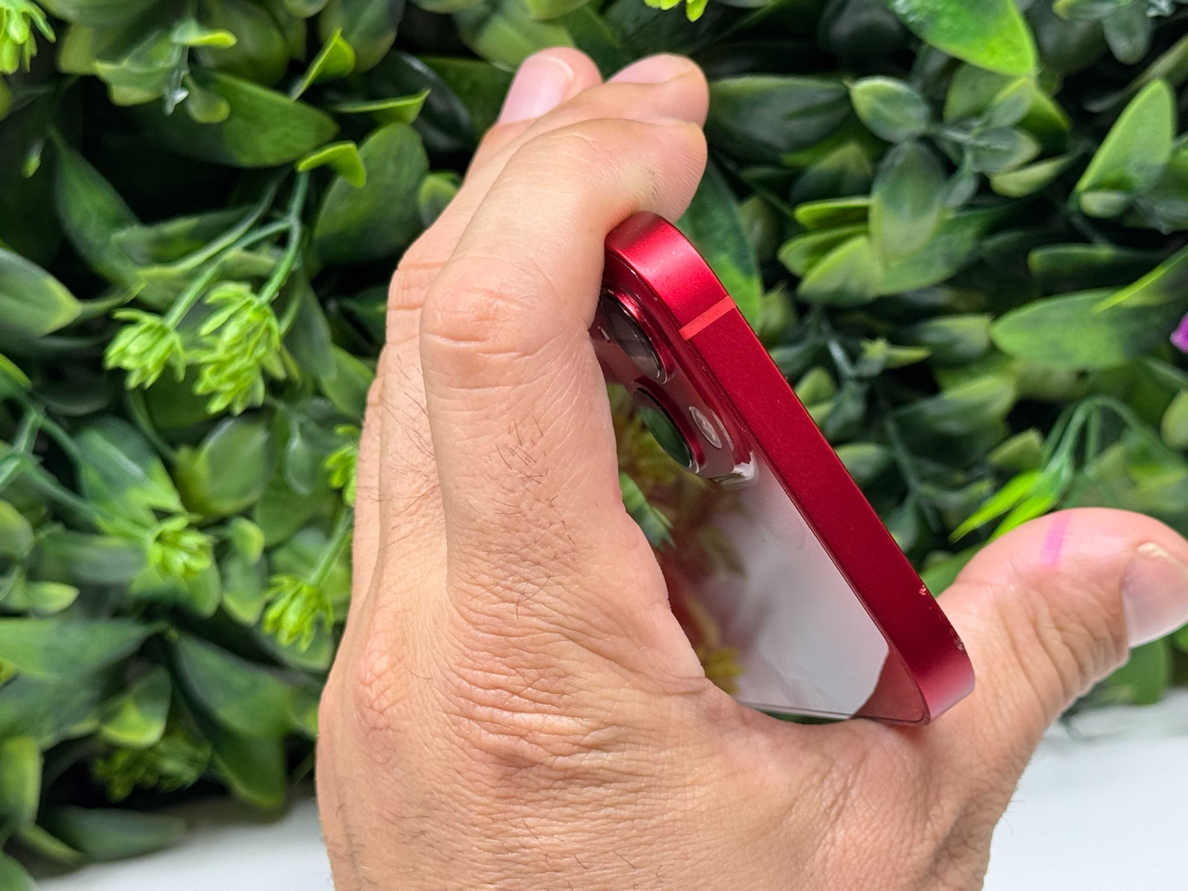 iPhone 13 128GB RED 92% battery Гаранция