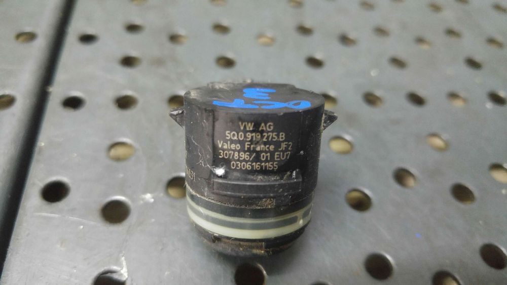 Senzor parcare spate skoda octavia 3 5e3 nl3 nr3 5q0919275b