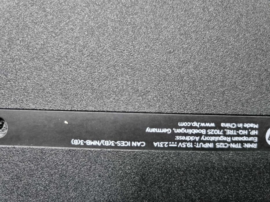 Laptop hp 15-ay013na quadcore 1,6ghz 1 TB hdd 4gb memorie