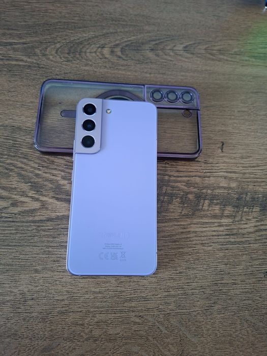 Samsung Galaxy S 22 Purple