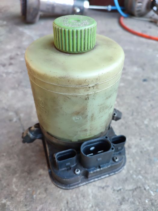 Ansamblu ștergător polo1.4 pompa servodirectie