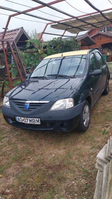 Vând Logan din anul 2006 în stare bună