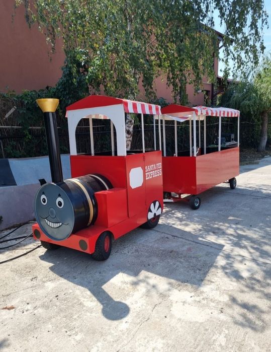 Trenulet numai locomotiva agrement inchiriez /vand 4 bucati stoc benzi