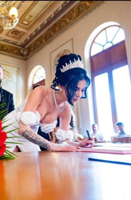 Vand rochie de evenimente