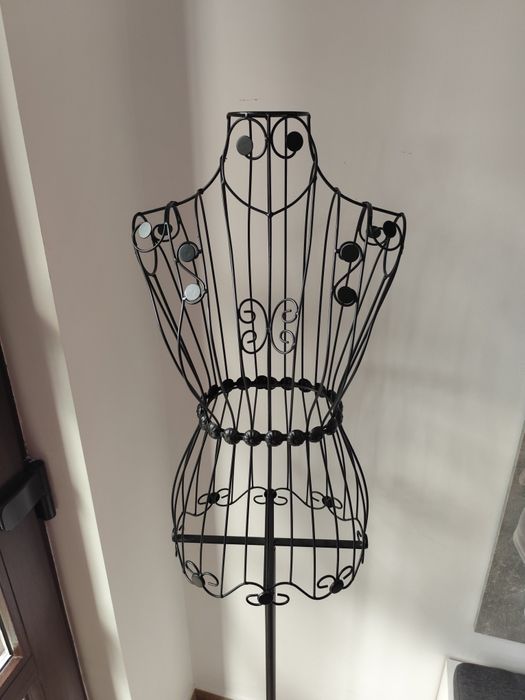 Vând manechin Mireasă