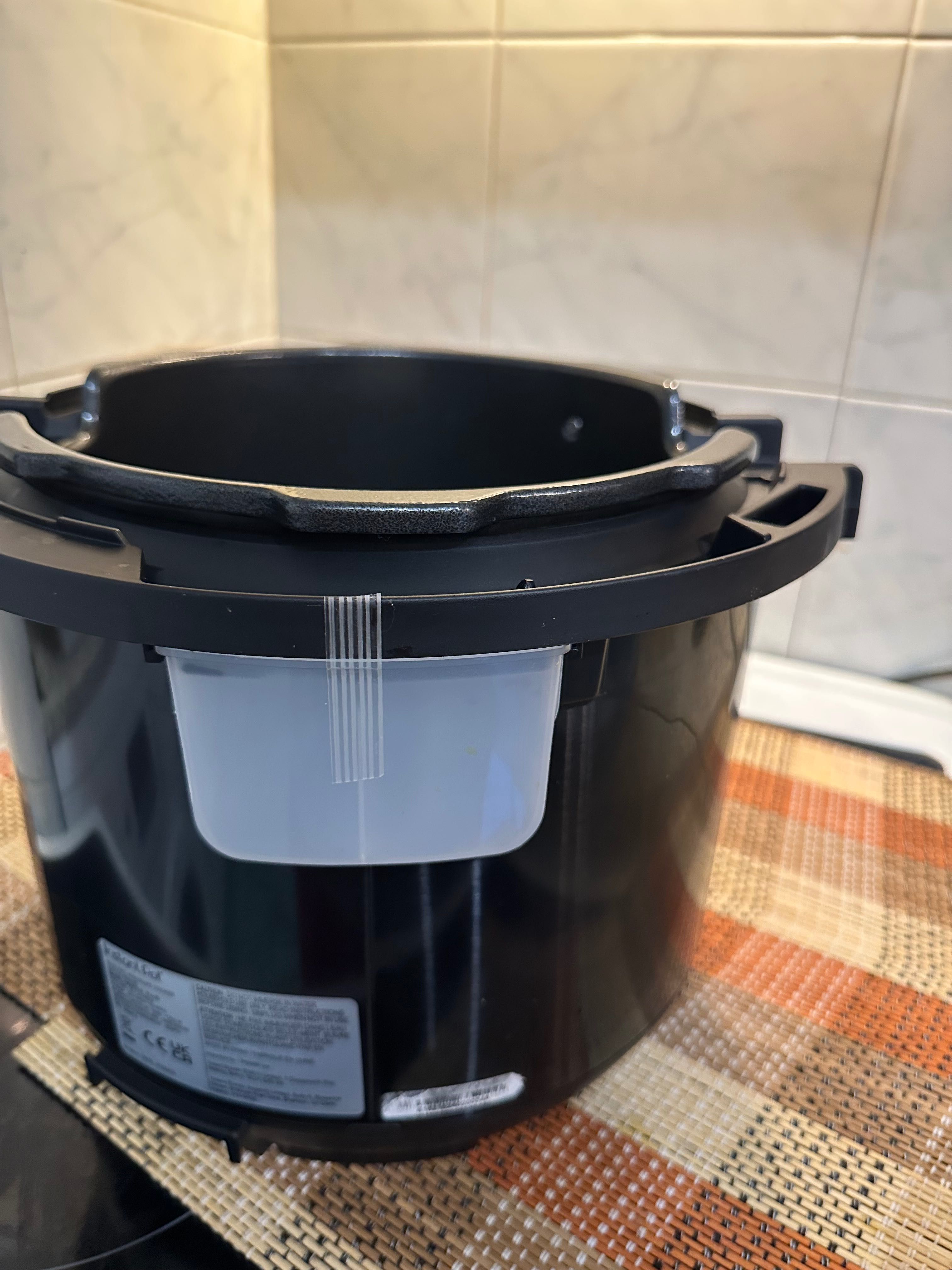 Мултикукър Instant Pot Pro