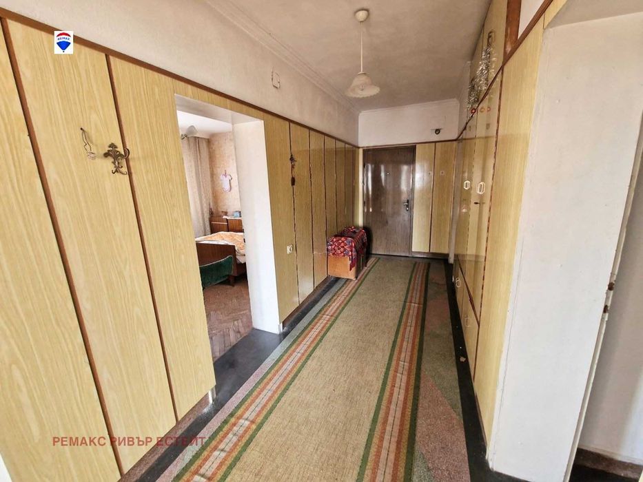 Продава се Многостаен апартамент в Разград, Варош - 144 кв.м за 820 €/кв.м - Снимка #7