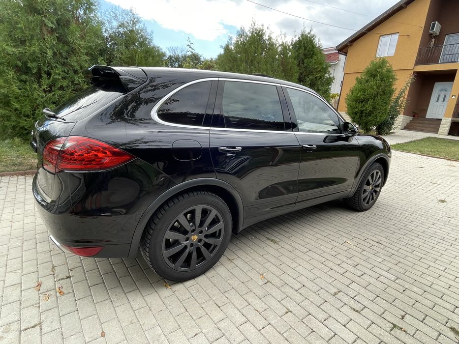 Porsche cayenne - multe optionale