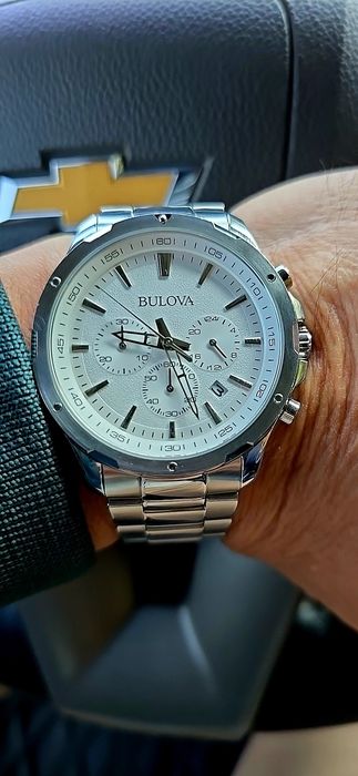 Наручные часы Bulova
