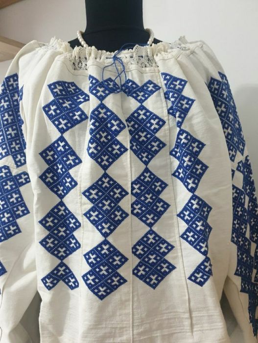 Ie veche autentica traditionala