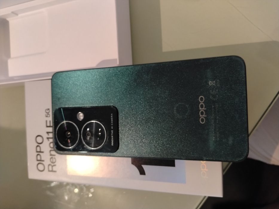 Vând telefon Oppo Reno11F 5G