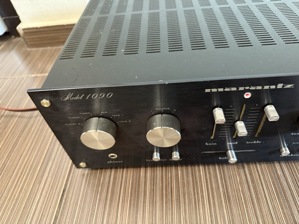 Marantz 1090 Качествен стерео усилвател