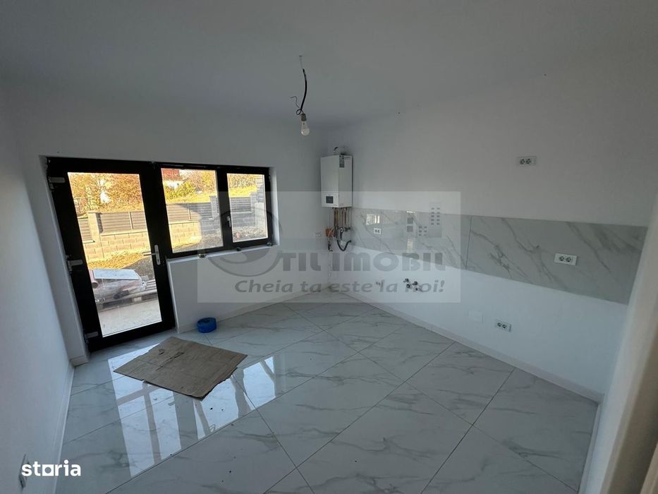 Duplex premium Vișani – 100 mp utili, curte 220 mp – 155.000 €