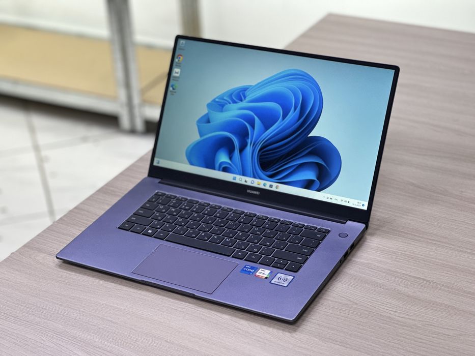Ноутбук HUAWEI / i5-11gen / SSD 512gb / 8gb DDR4 / FullHD IPS