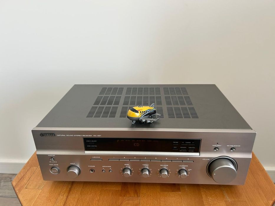 Yamaha RX-497 Hi-Fi Stereo Receiver 2x75 RMS - Calitate Audio Premium