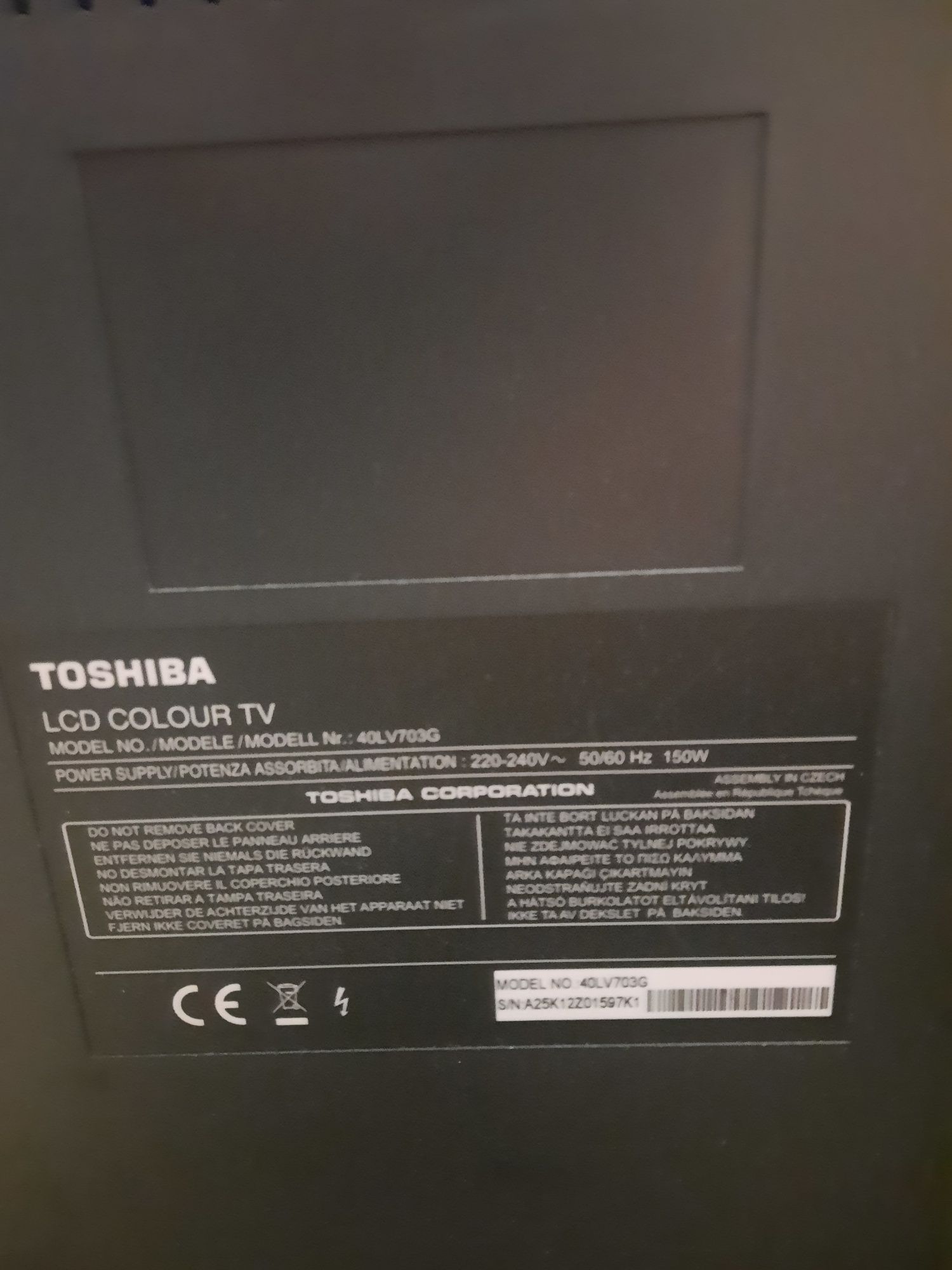 Vand TV TOSHIBA lcd 102 cm