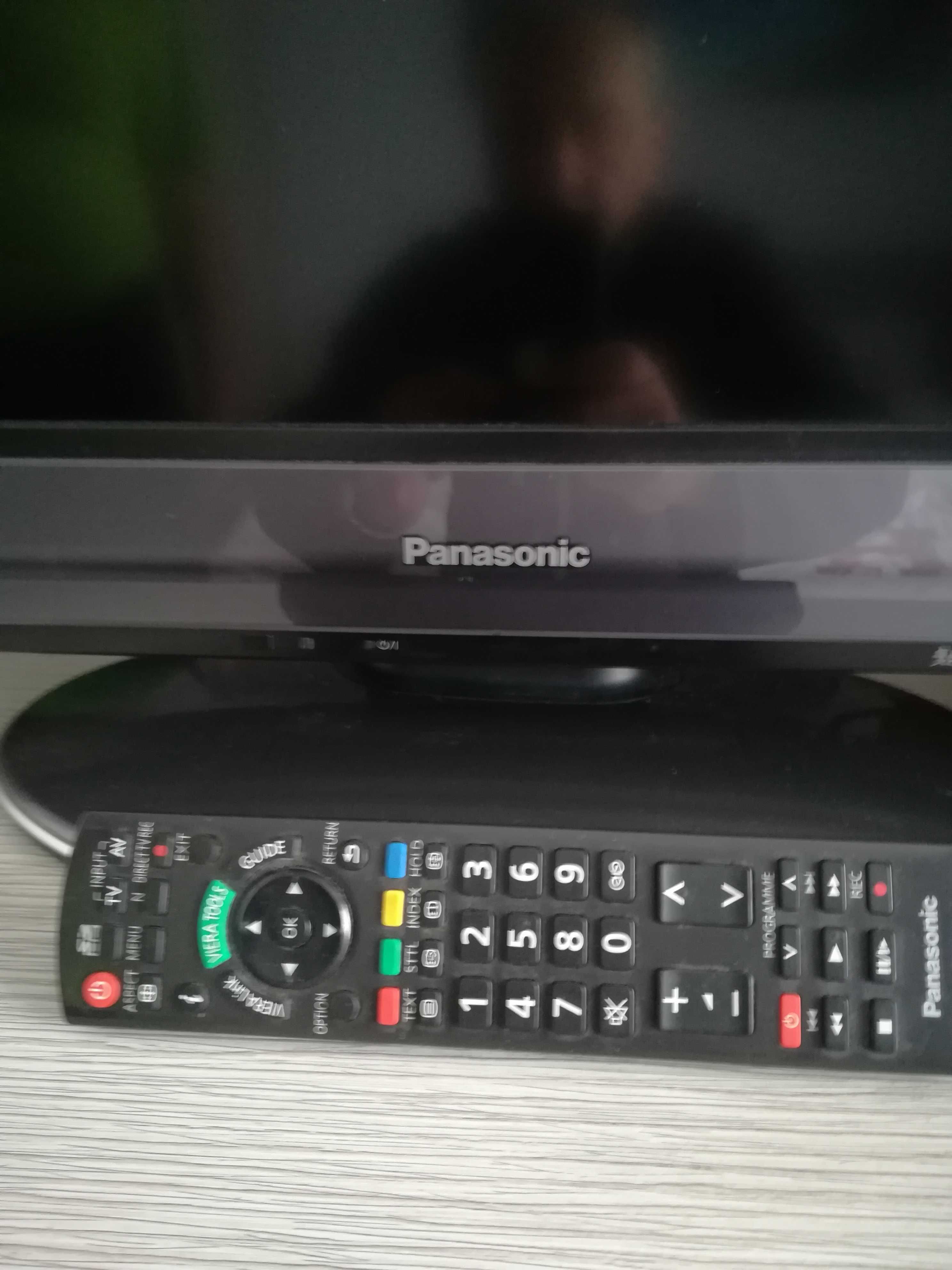 Продавам телевизор Panasonic 32 инча