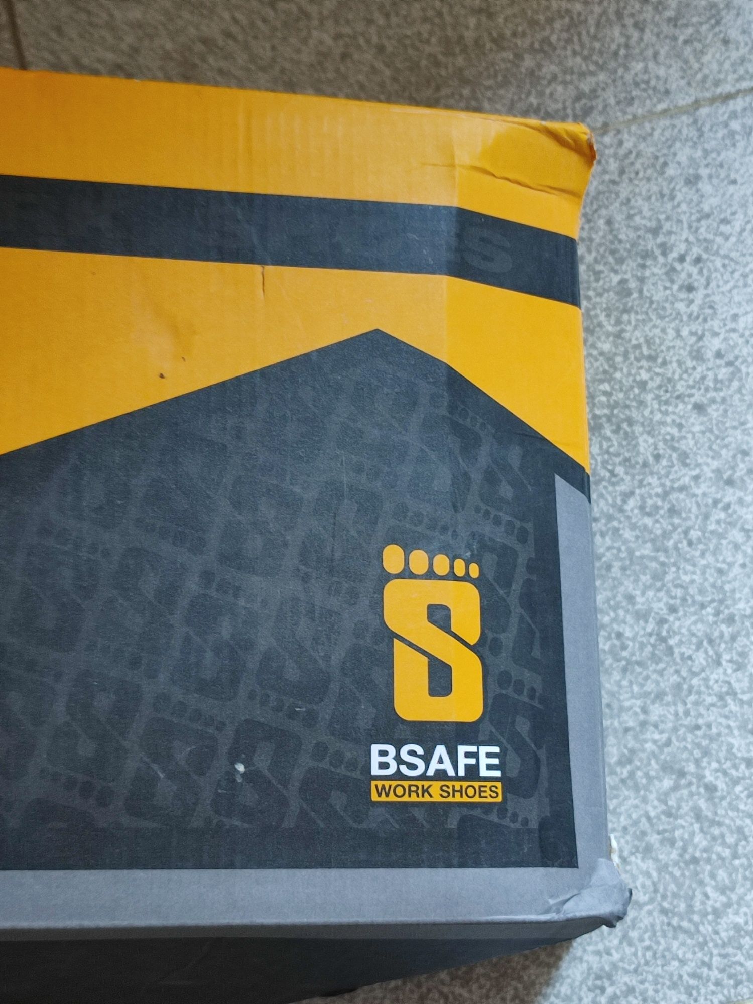 Продавам нови неизползвани работни обувки СBsafe