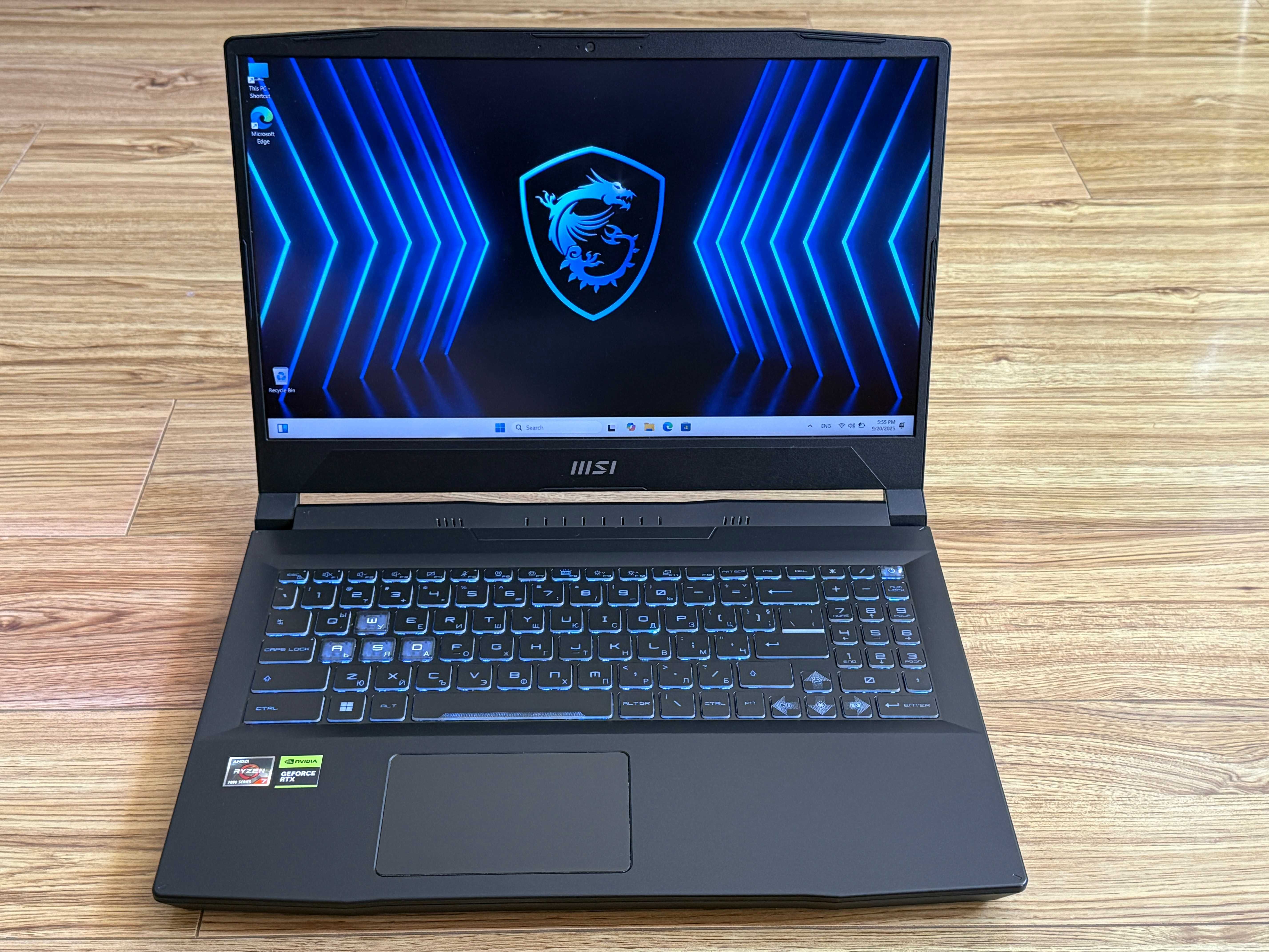 144Hz MSI Bravo`Ryzen 7-7735HS/RTX 3050-6GB/32GB DDR5/1TB NVMe/FHD IPS