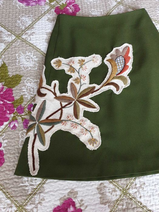 Fusta verde camasa florala