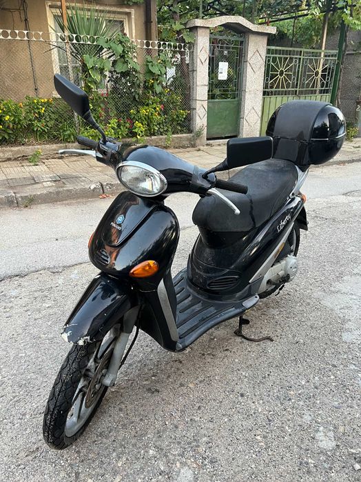 Скутер само на части Piaggio Liberty 125