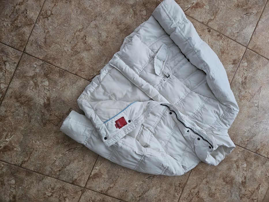 Fas alb Esprit , umplut cu puf