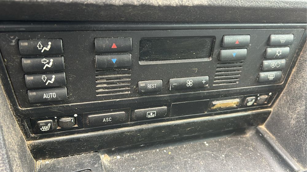 Разбор бмв все запчасти есть с установкой е34 е39