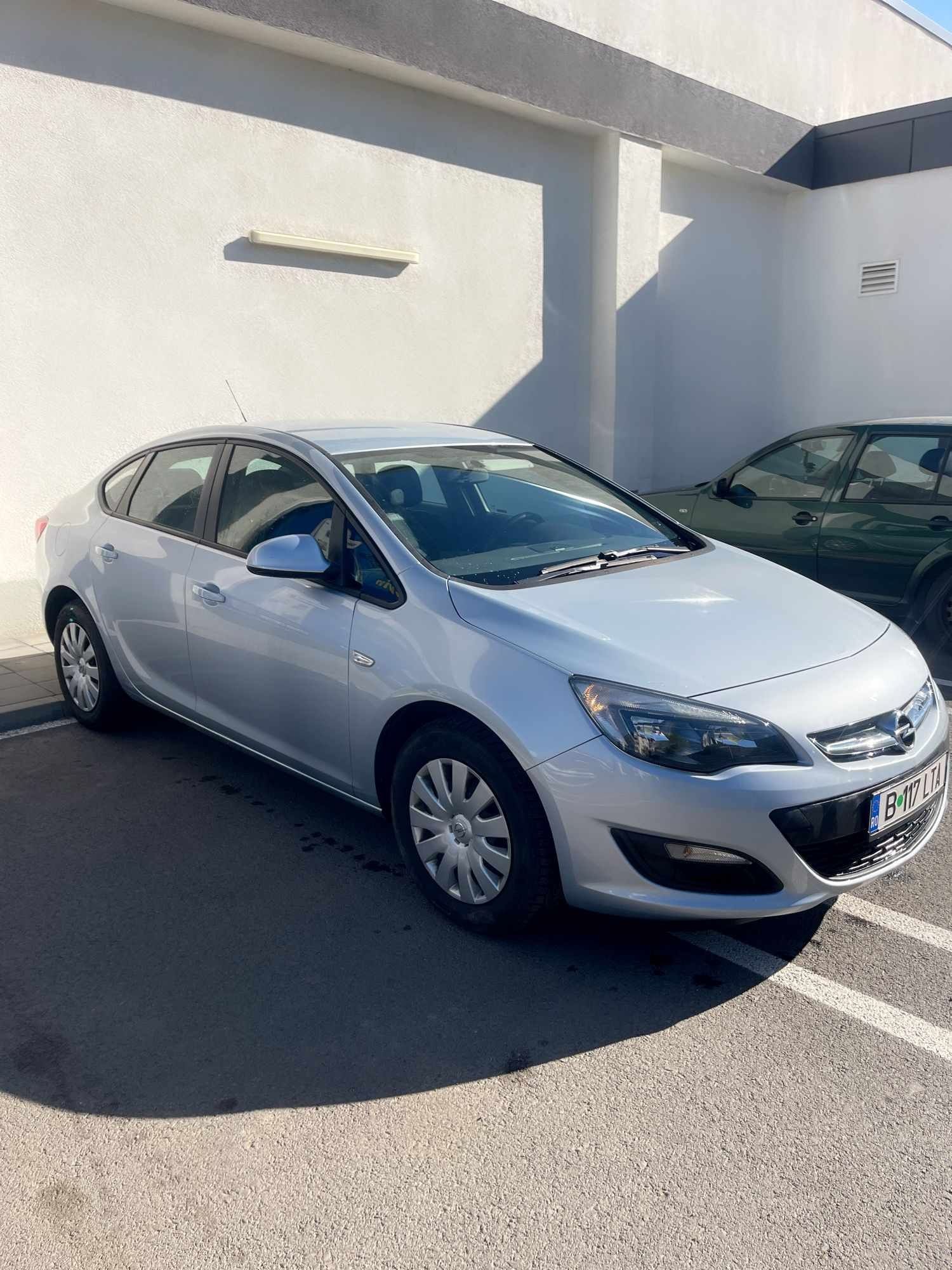 Opel Astra 2018 68000 km