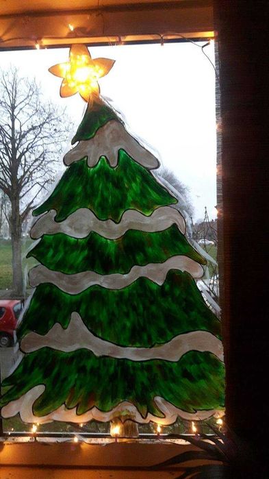 Оформление окон и помещений на Новый год