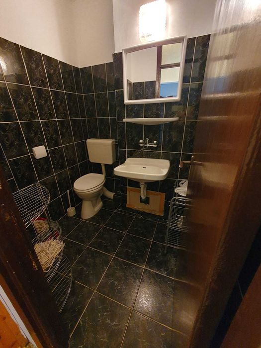 Persoana fizică vând apartament cu 4 camere str Ion Meșter nr.4