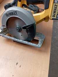 Circular dewalt dcs391 cu încărcător dcb 115 și un acumulator 5 ah