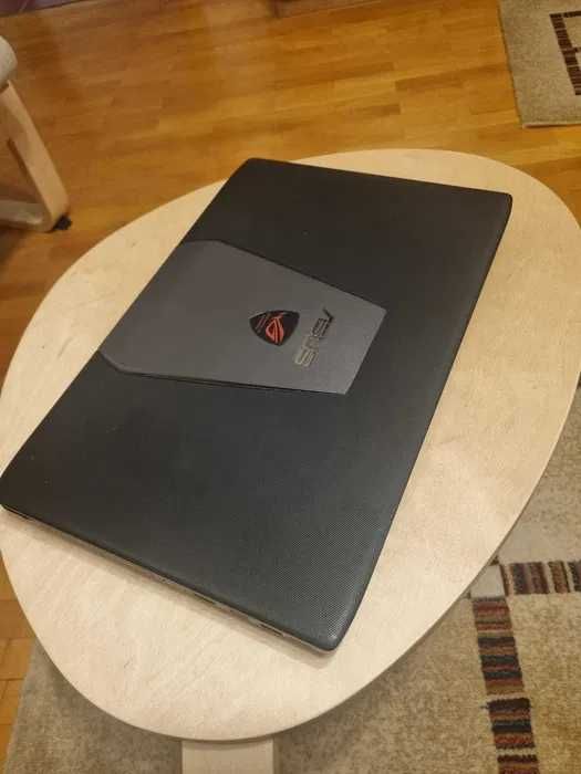 ASUS ROG - i7 - 16GB RAM - SSD + HDD (120GB + 700GB) - GTX 950M