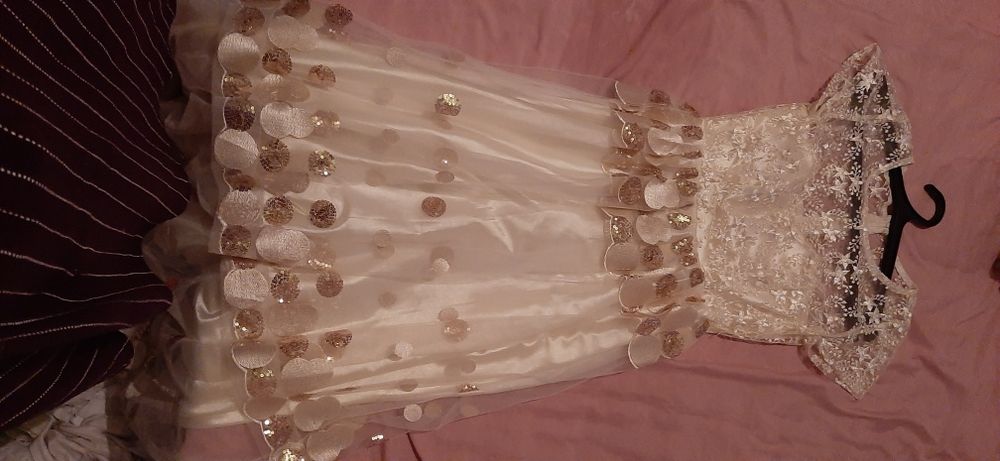 Продается платья