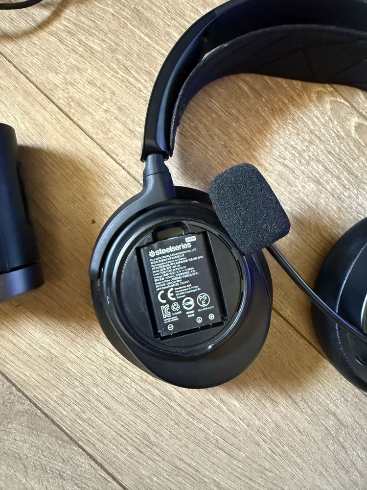 Безжични слушалки Steel Series Arctis Nova Pro Wireless
