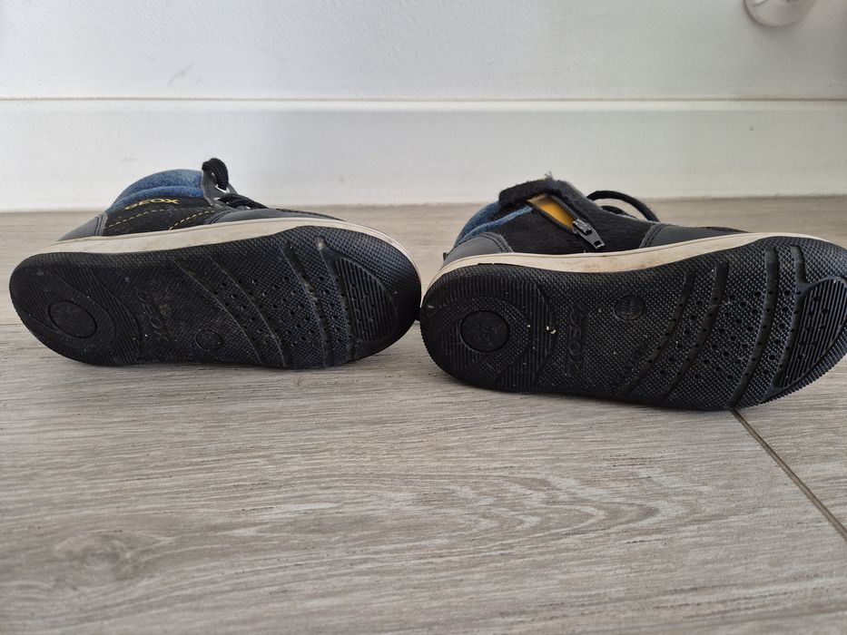 Ghete Geox marimea 26
