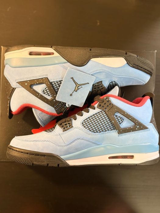 Air Jordan Retro 4 Travis Scott
