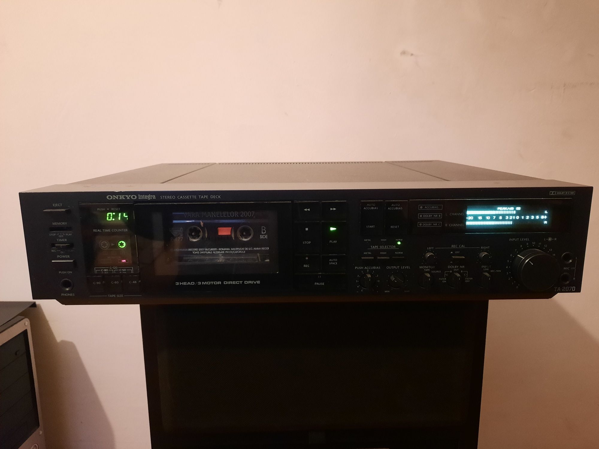 Deck Onkyo ta 2070 în perfecta stare de funcționare