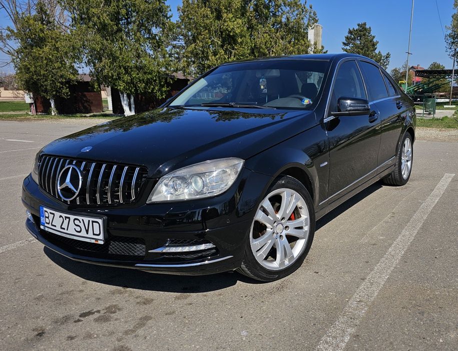 Mercedes C220 (170 cp), automat, distribuție schimbata, Harman Kardon