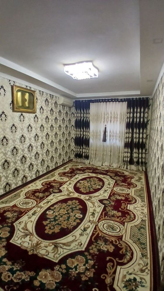 uy sotiladi 3 xonali remont qilingan hamma sharoit mavjud