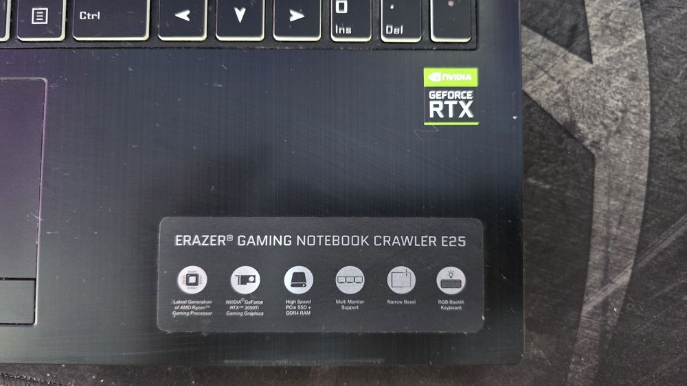 геймърски лаптоп Medion ERAZER Crawler E25