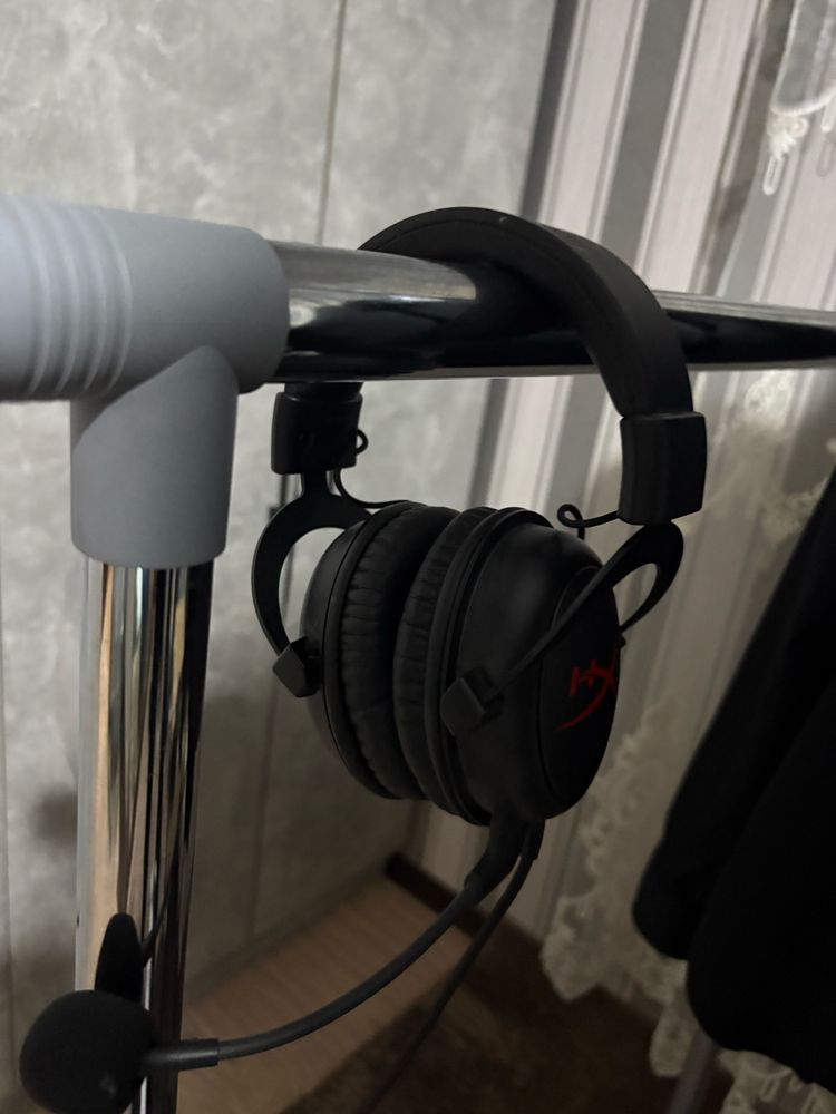 Hyper X наушники новые