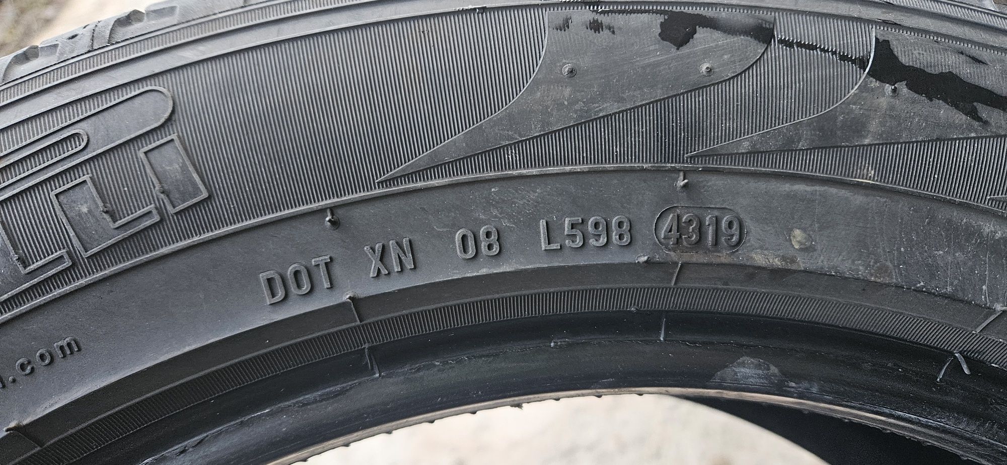 235 55 r19 PIRELLI дот 4319, 7мм грайфер