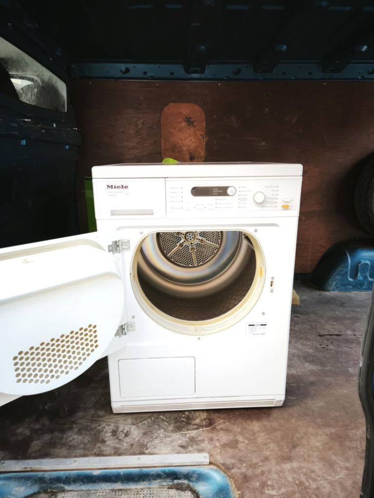 Сушилня miele t8822c .