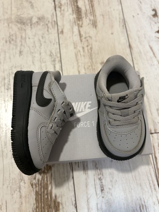 Маратонки Nike Force
