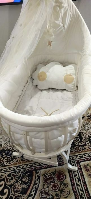 Lyulka krovatka s mayatni