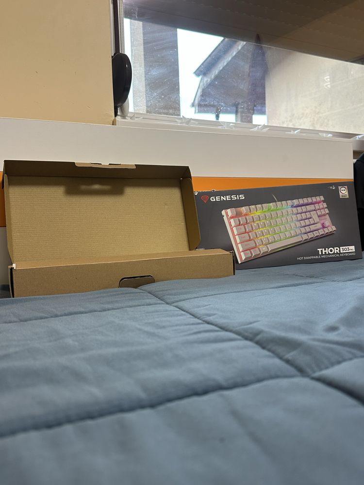 Клавиатура Genesis Thor 303 tkl (white)