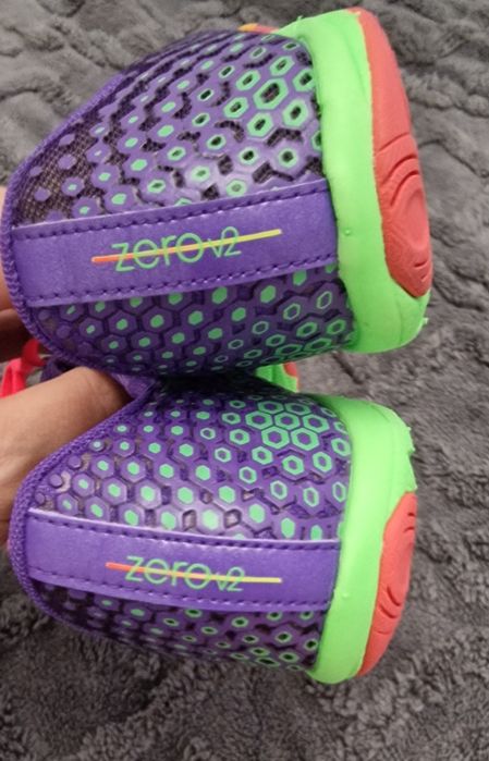 Adidasi New Balance originali,noi