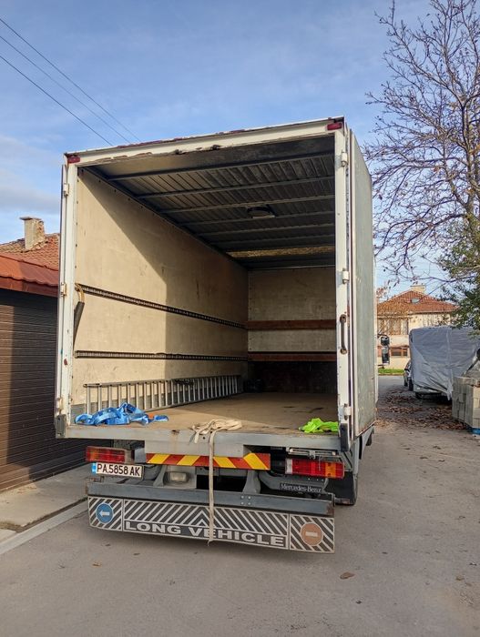 Фургон 6 м. На 2.50м. Свален от Мерцедес Атего