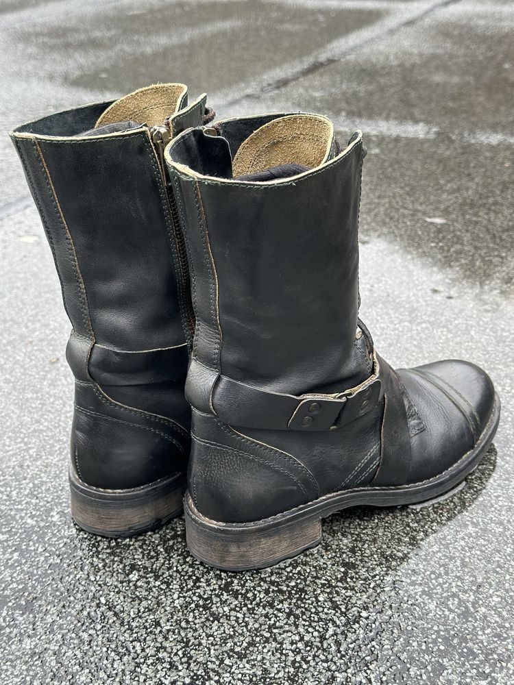 Buffalo boots 38